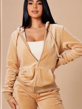 Fashion Nova Beige Velour Zip Hoodie & Joggers Set